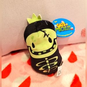 Cats vs Pickles Skully #211 beanbag plush